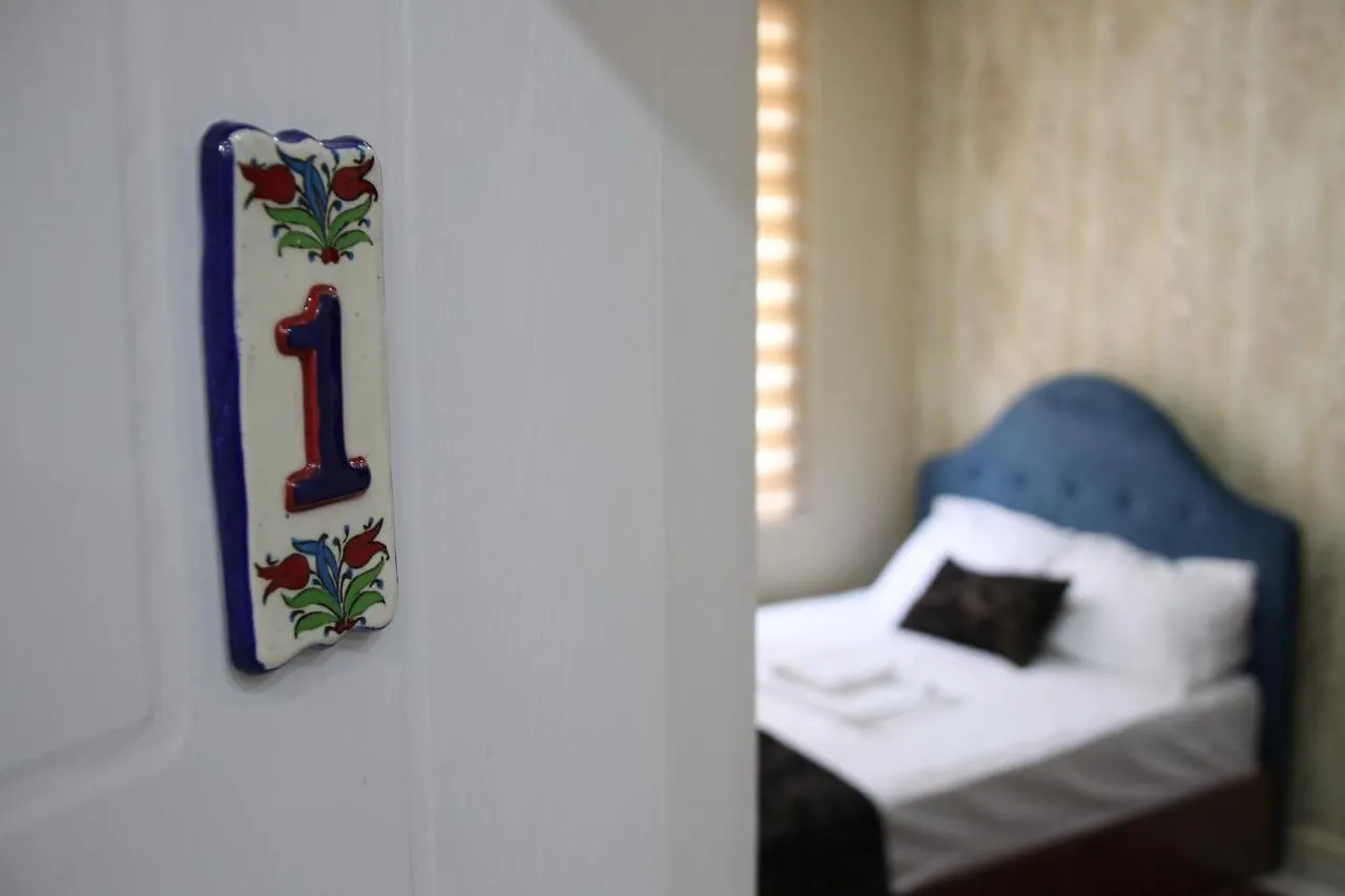 Estampolis Hotel Istanbul Homestay